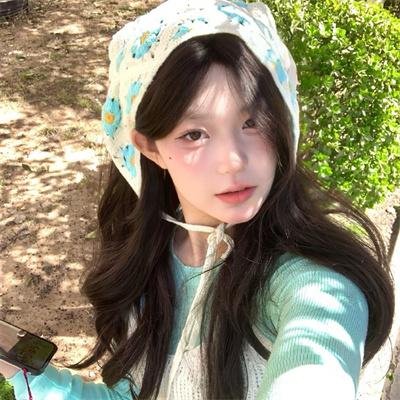 玉米上的麻雀