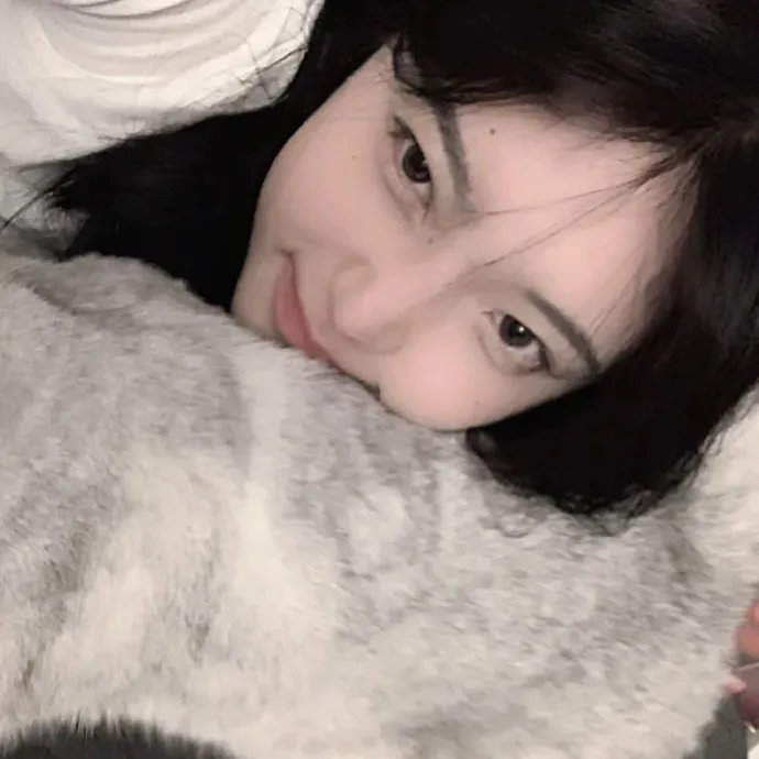 两个独立包装的女人